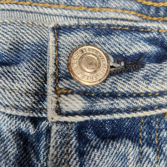 Free People We The Free Distressed Ripped Blue Jeans Light Wash Womens Size 26 - Picture 6 of 10